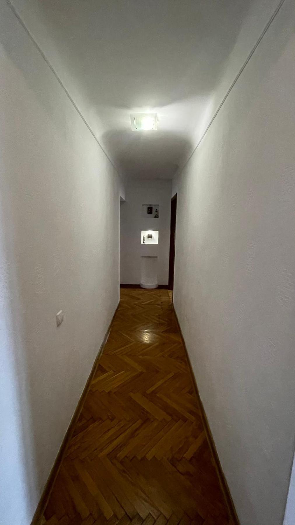 3- Х Комнатная Квартира В Центре Rivne Ngoại thất bức ảnh