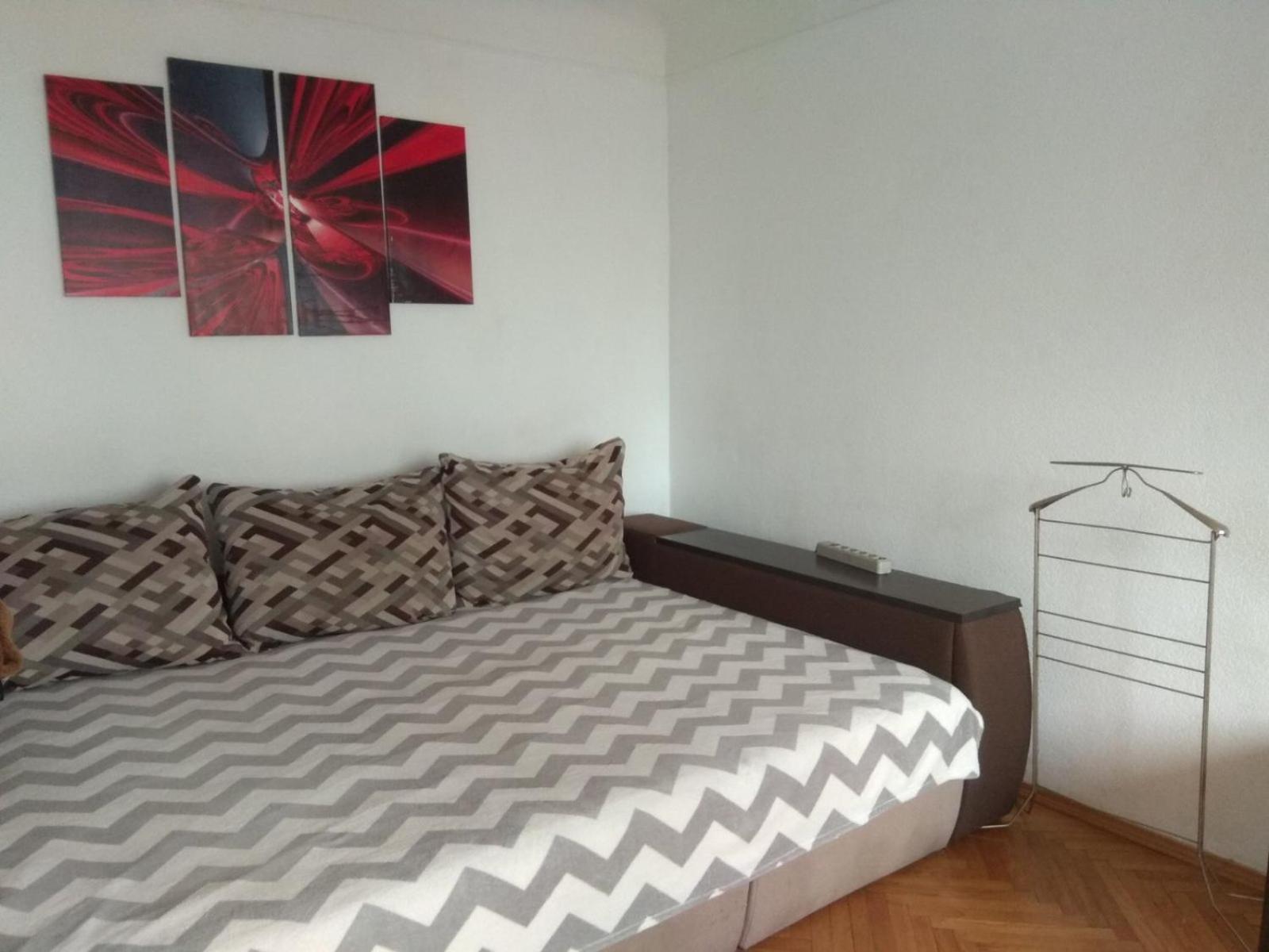 3- Х Комнатная Квартира В Центре Rivne Ngoại thất bức ảnh